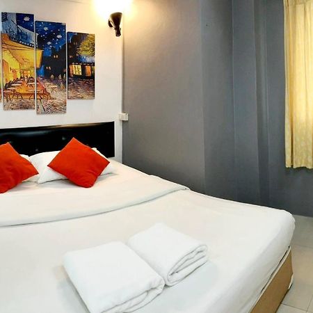 Khaosan Art Hotel - SHA Certified Bangkok Buitenkant foto