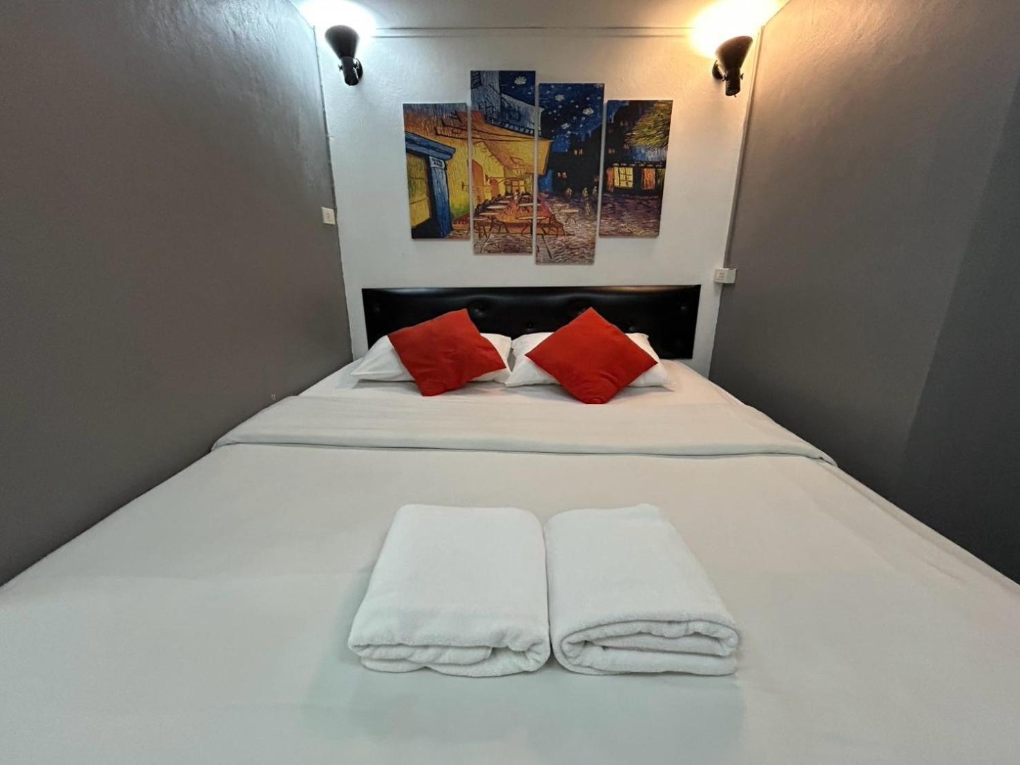 Khaosan Art Hotel - SHA Certified Bangkok Buitenkant foto
